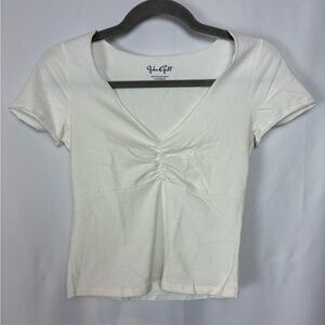 🤍brandy melville white ruched top